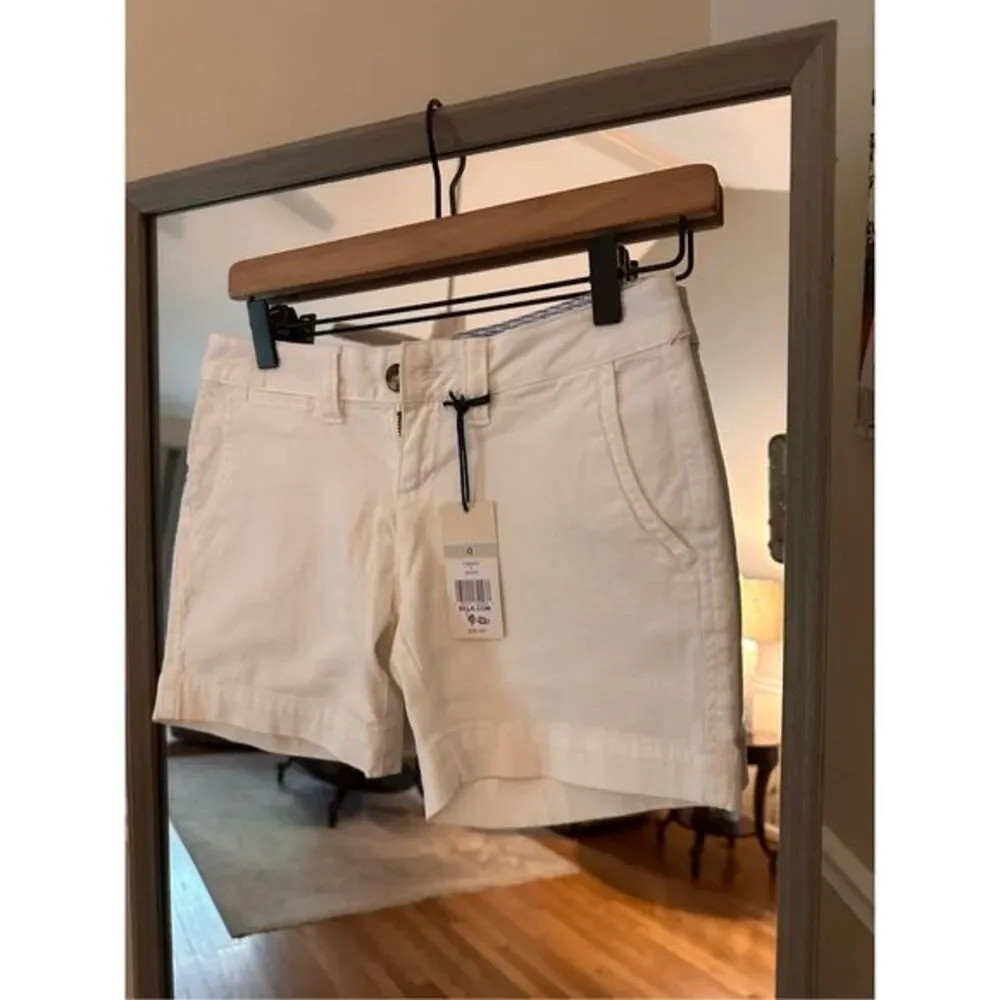 Red Camel‎ White 5’ Shorts Size 0 NWT